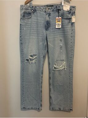 Aeropostale Light Blue Distressed Women's Jeans